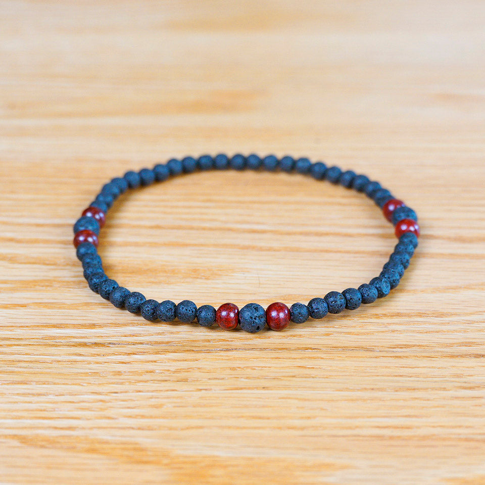 PULSERA AJUSTABLE PIEDRA VOLCÁNICA Y ÁGATA ROJA (8 MM)