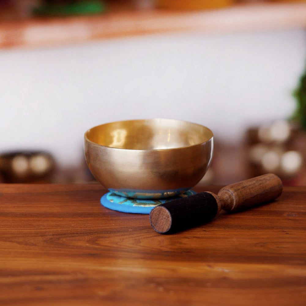 CUENCO TIBETANO CLÁSICO (RE - 15 CM)