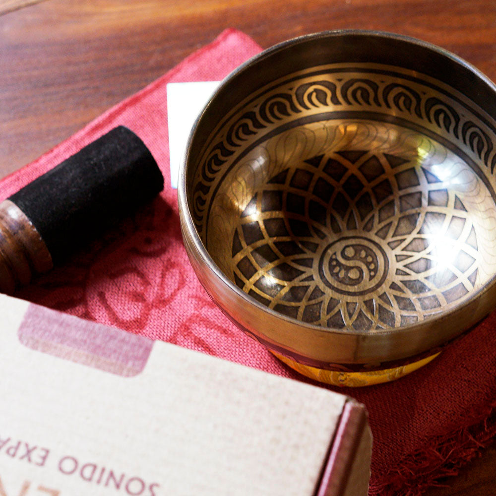 CUENCO TIBETANO GRABADO (RE - 10,5 CM)