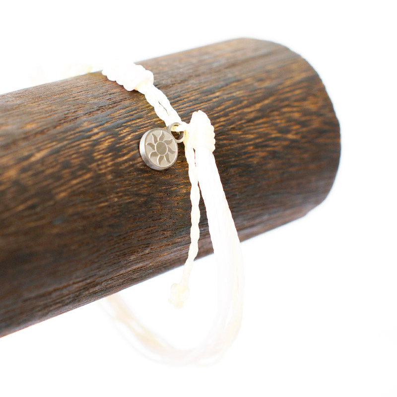 PULSERA AJUSTABLE HILO ENCERADO “ESCENCIA ESTELAR”