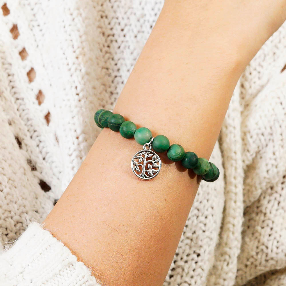 PULSERA ELÁSTICA JADE AFRICANO MATE (8 MM) + DETALLE DE PLATA 925 Y ZINC