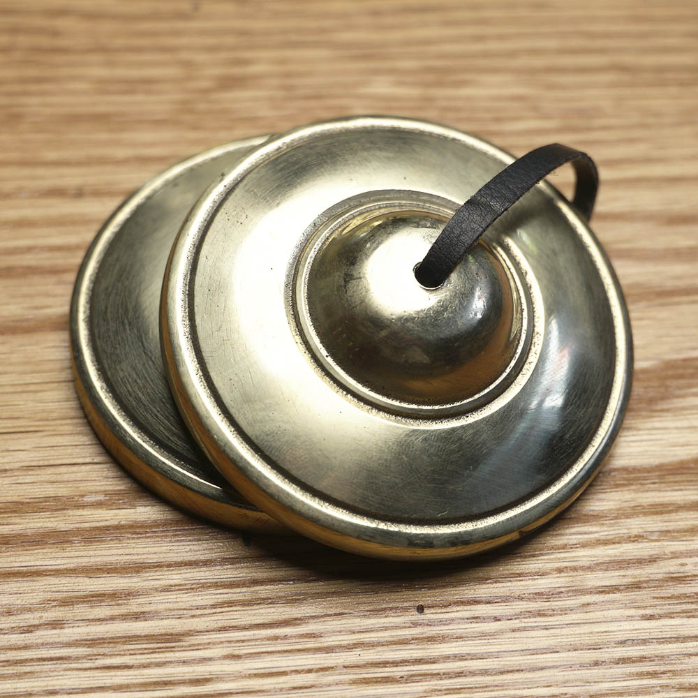 TINGSHA TIBETANA LISA MEDIANA (7,5 CM)