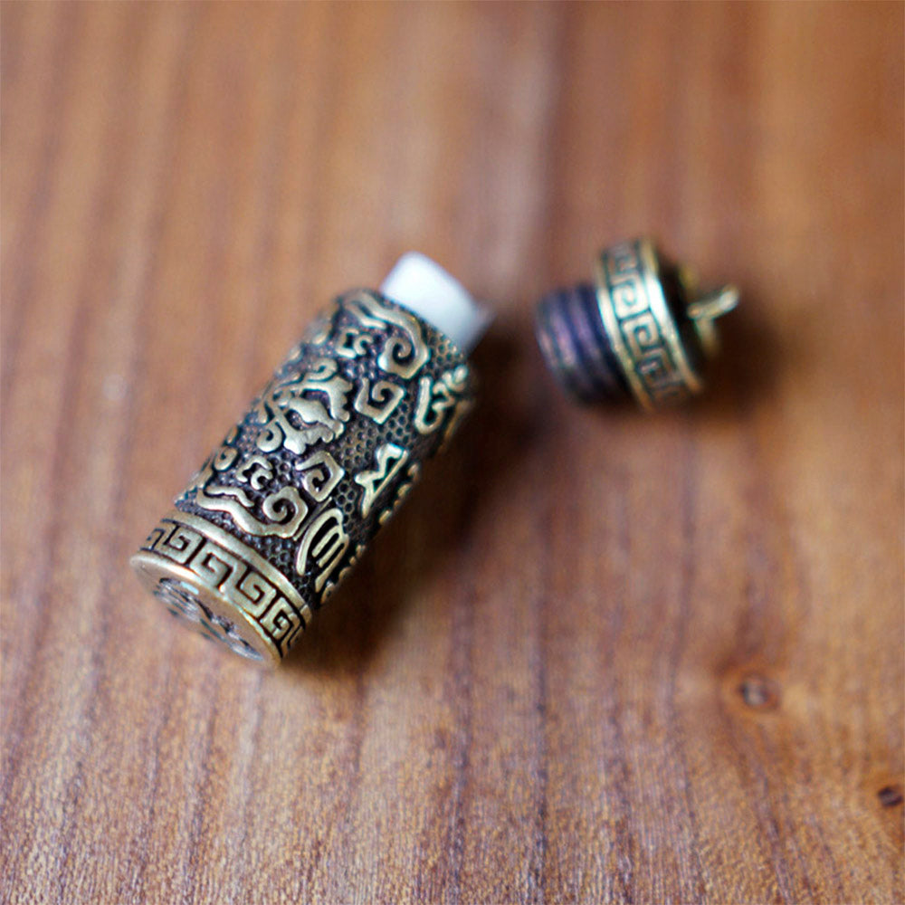 COLGANTE DE BRONCE COFRE DE DESEOS