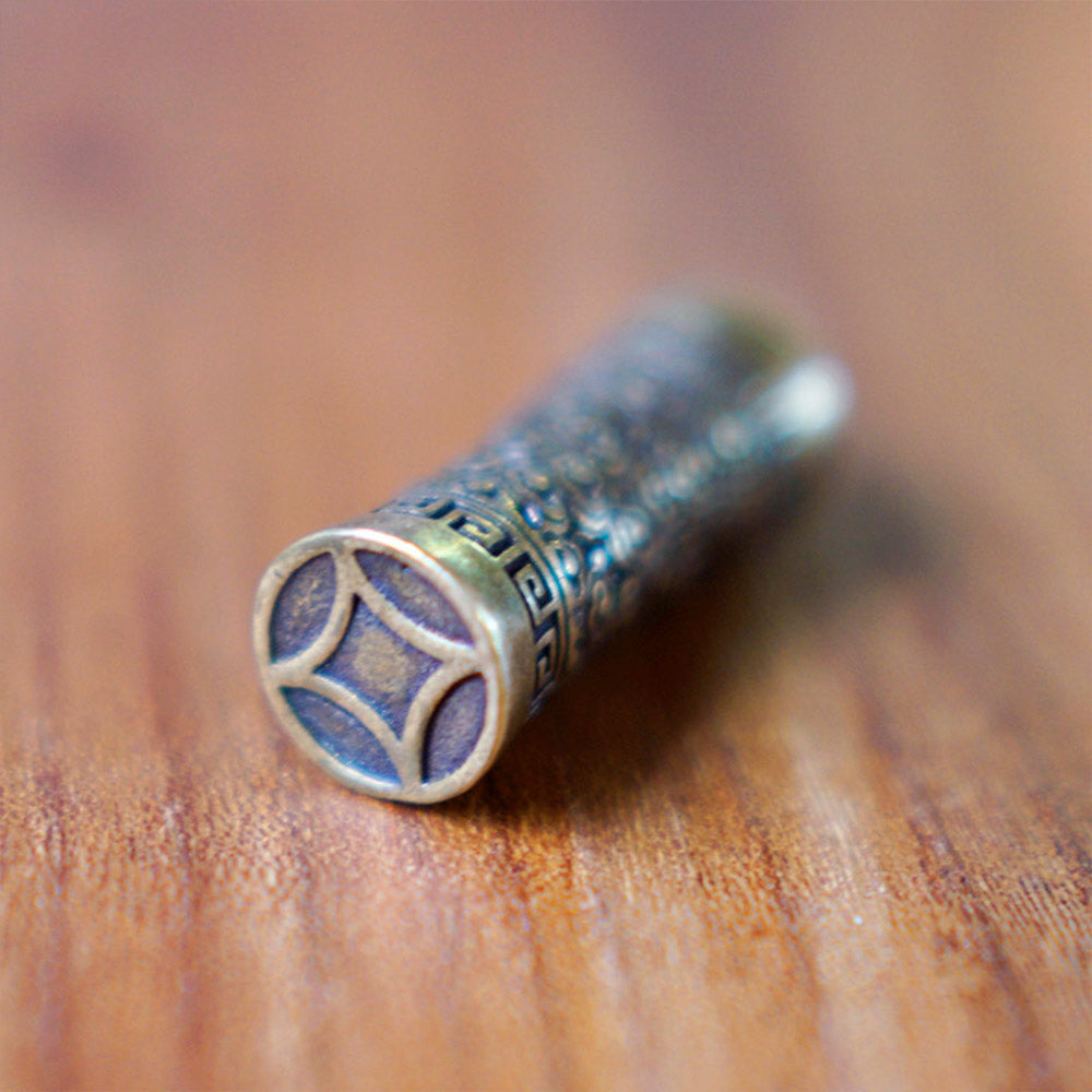 COLGANTE DE BRONCE COFRE DE DESEOS