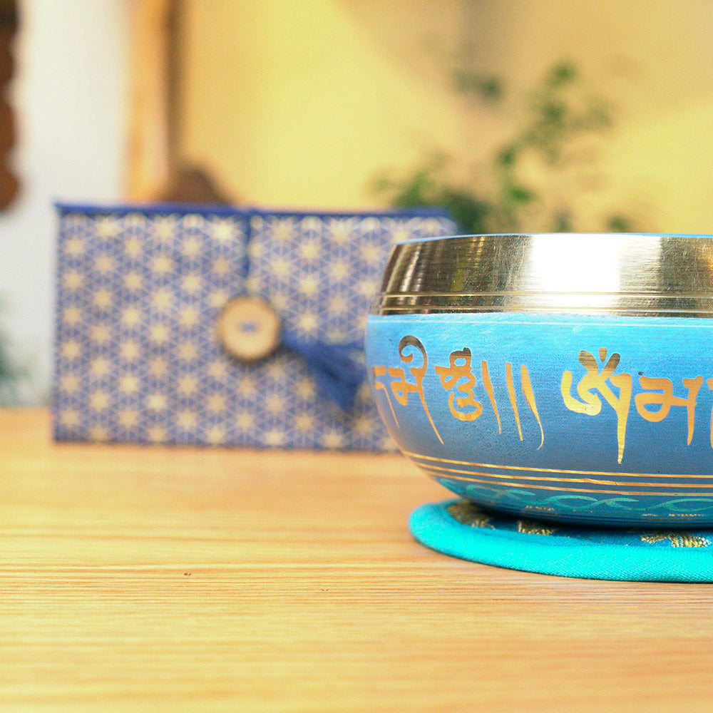 OMM BOX "AJNA" + CUENCO MANTRA (11 CM)